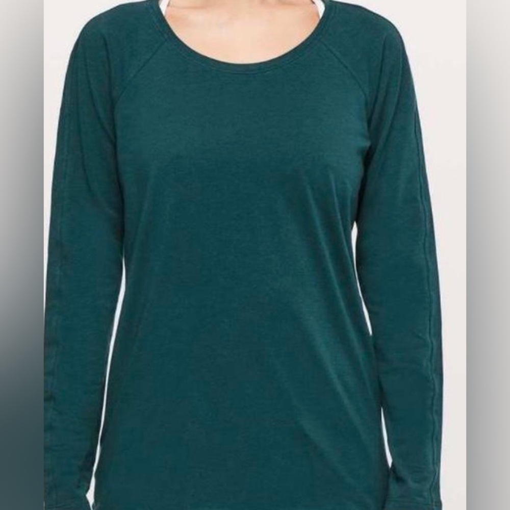 NWT Lululemon green long sleeve.